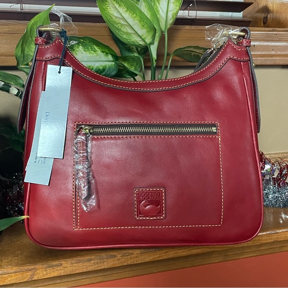 DOONEY & BOURKE FLORENTINE CROSSBODY HOBO. RED. BRAND NEW & NEVER USED. - Picture 1 of 13